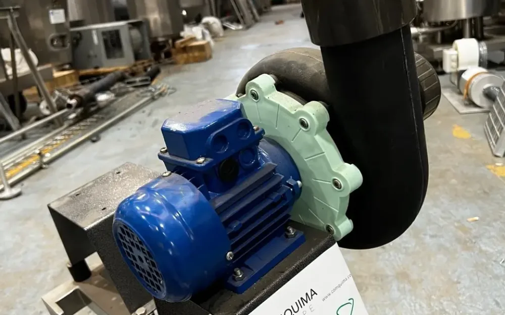 USED 0.12 kW FAN