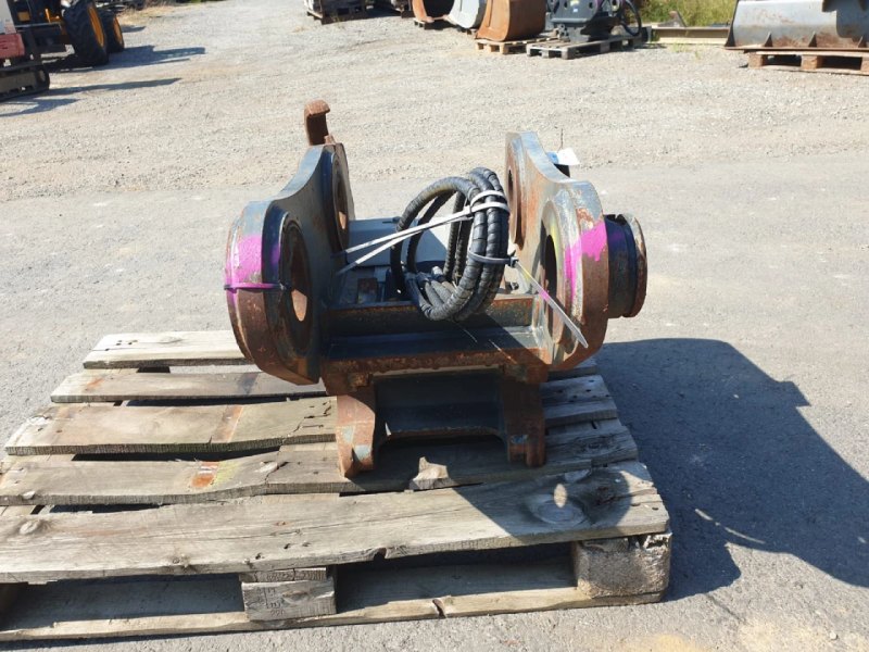 Winkelbauer XL - Schnellwechsler für JCB JS 260