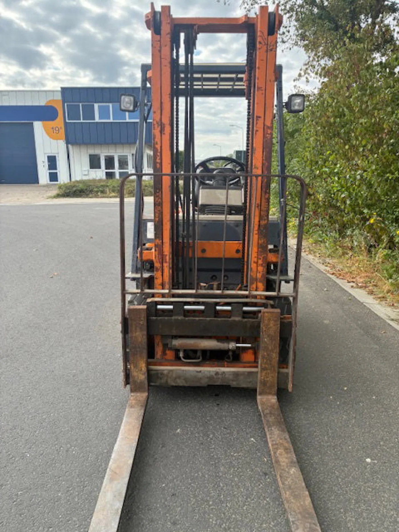 Toyota 42-FGF15 - 5
