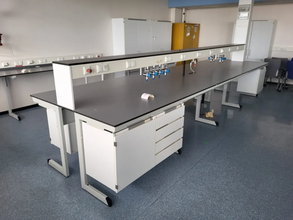 1999 – Used S+B Island Table (545 cm)