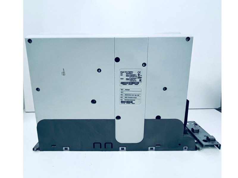 Lenze Single Drive Highline Umrichter E94ASHE0134 mit Transformer