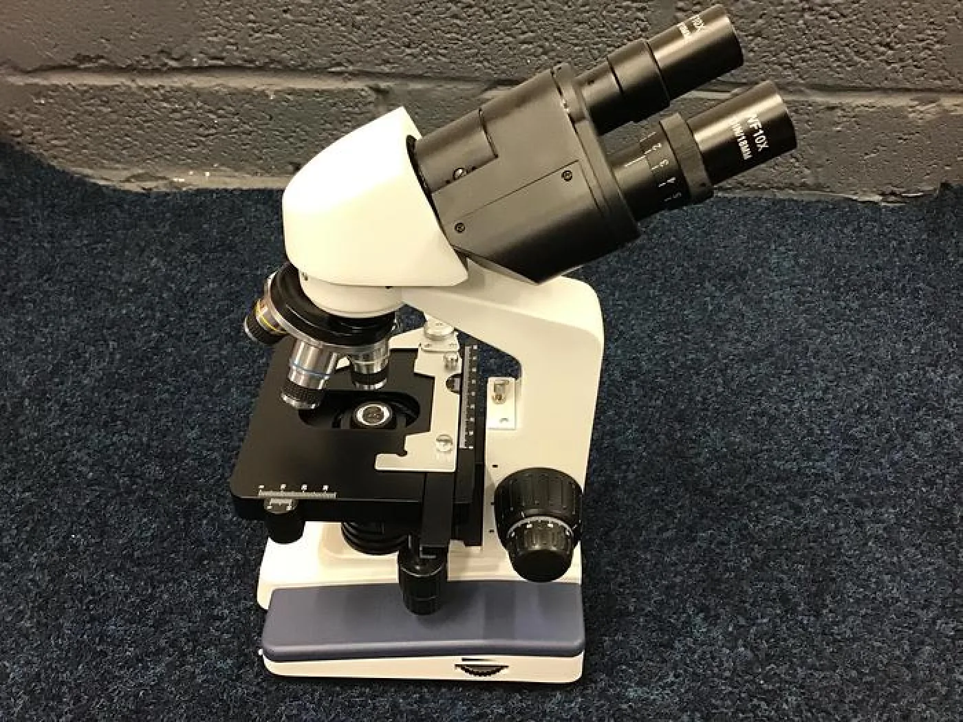 GB Medical Binocular Microscope - 3