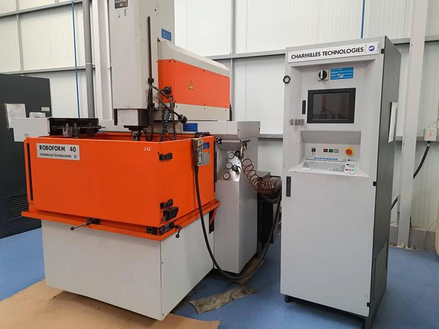 Charmilles Roboform 40 - 1