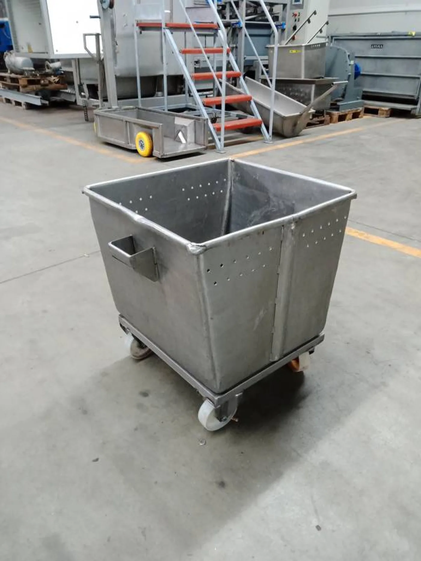 Bin - 4