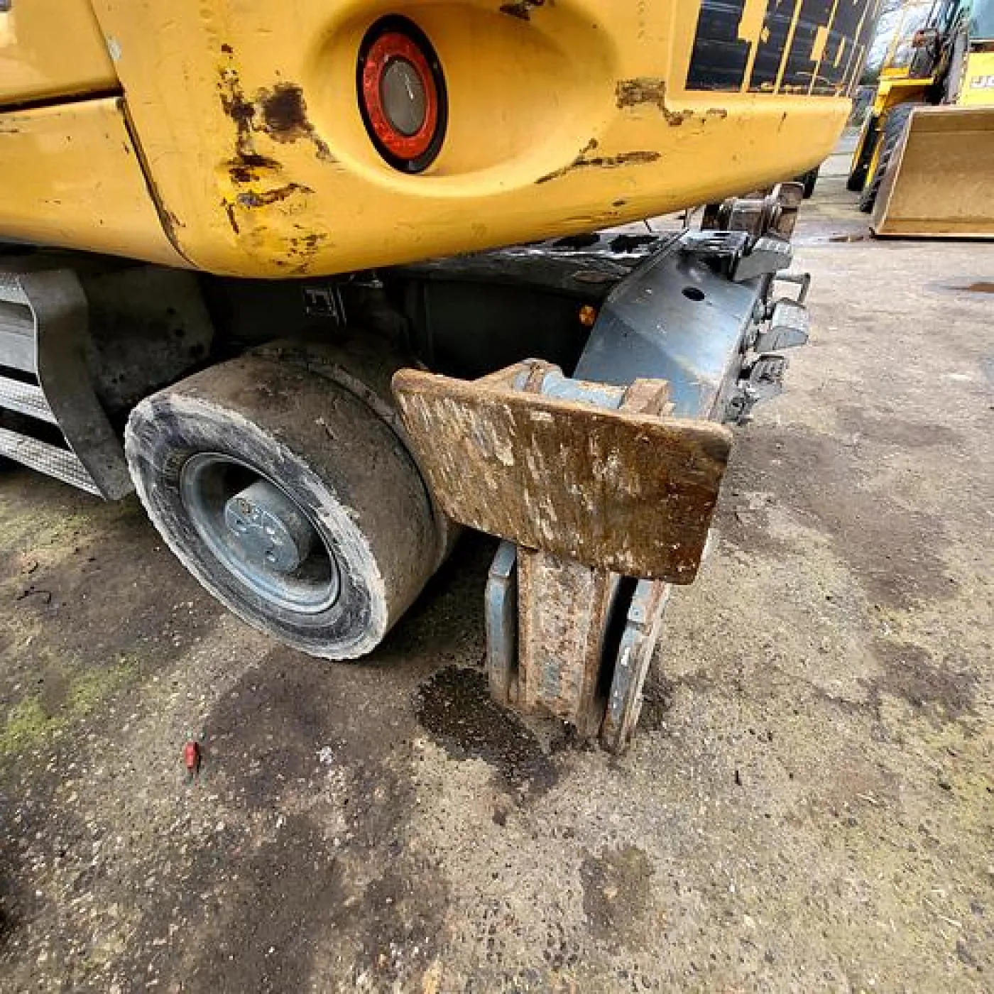 2014 Liebherr LH24 Waste Material Handler - 8