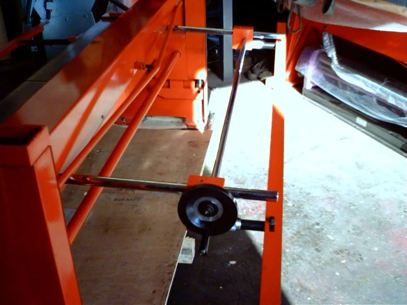 WNS Lever Guillotine 2000mm x 1.2mm Capacity - WNS - W. Neal Services Ltd - 5