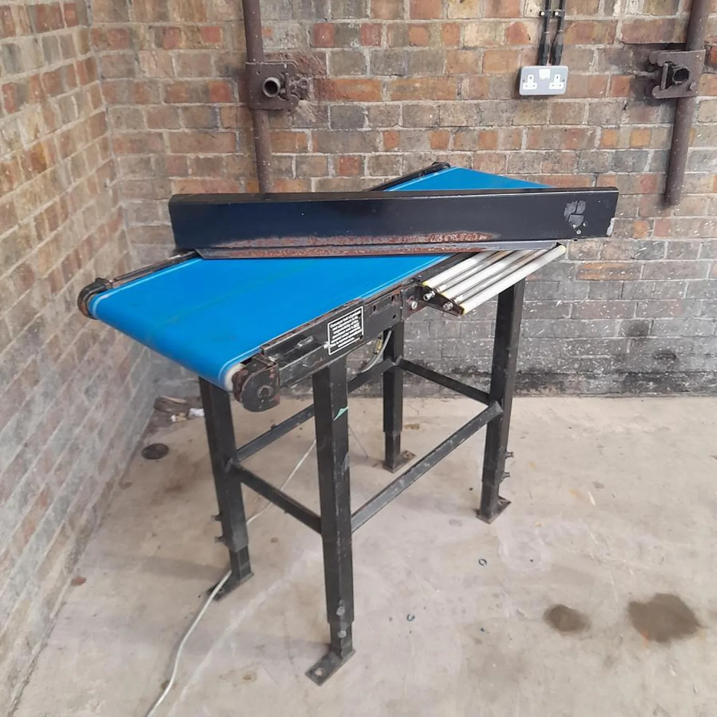 W J Murray Straight Conveyor - 2