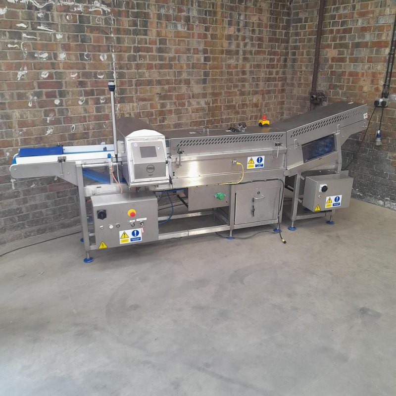 Used 2022 LOMA (IQ3) Systems Incline Conveyor