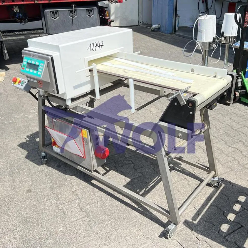 Metall-Detektor GORING KERR - Type Concept-400, mit ca. 400 x 75 mm Durchgang.