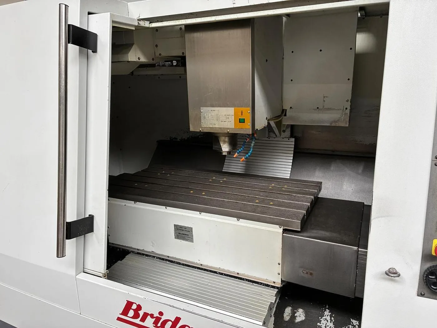 Bridgeport VMC 1000/30 - 3