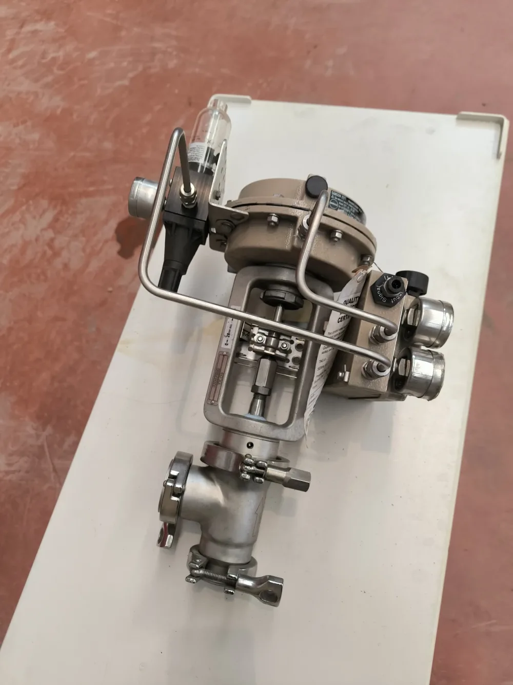 PROPORTIONAL CONTROL VALVE SAMSON 3271 WITH PNEUMATIC ACTUATOR SAMSON 4765 UNUSED