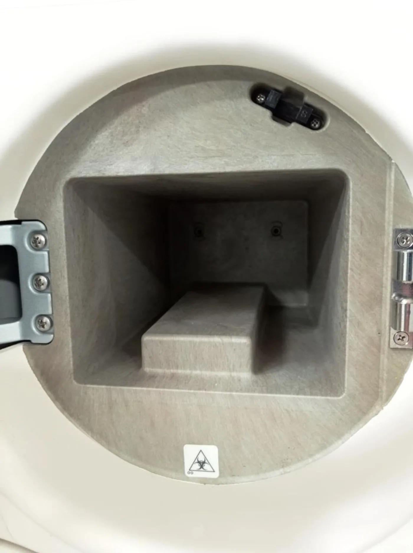 IDENTIFICAZIONE MICROBICA AUTOMATIZZATA – BIOME’RIEUX – MOD. VITEK 2 COMPACT (LAB-COMP-22) - 3