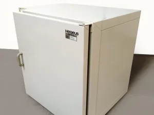 STUFA DI ESSICCAZIONE – HERAEUS – MOD. T 6200