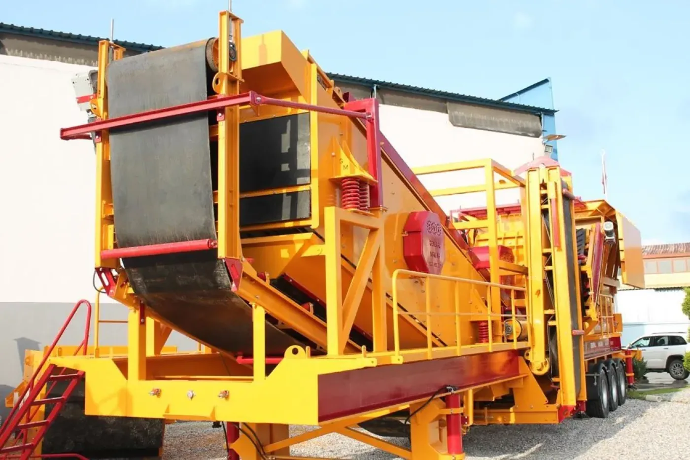 General 02 — Mobile Impact Crushing & Screening Plant - 12