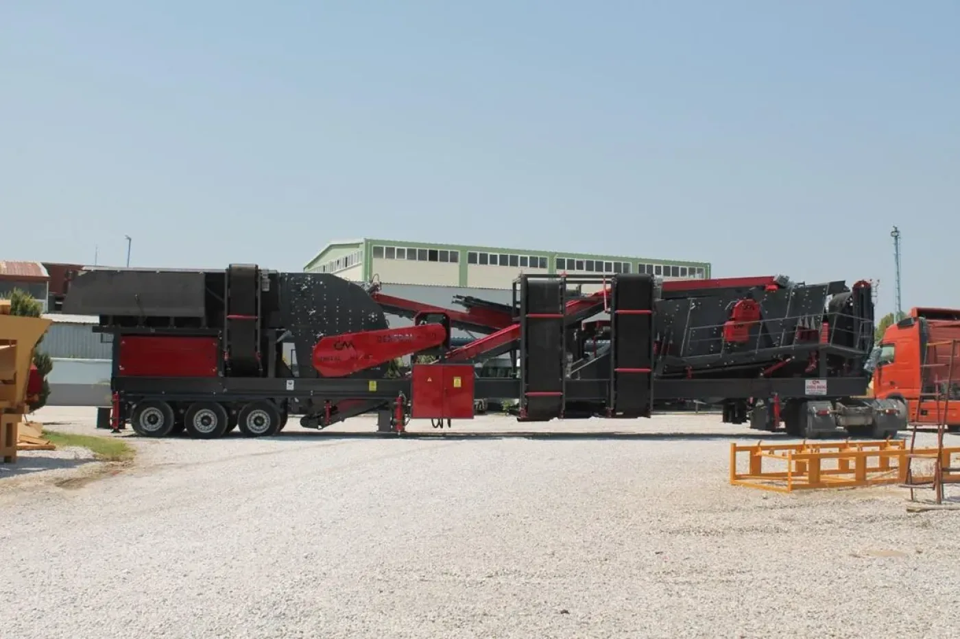 General 03 — Mobile Impact Crushing & Screening Plant (Flagship) - 10