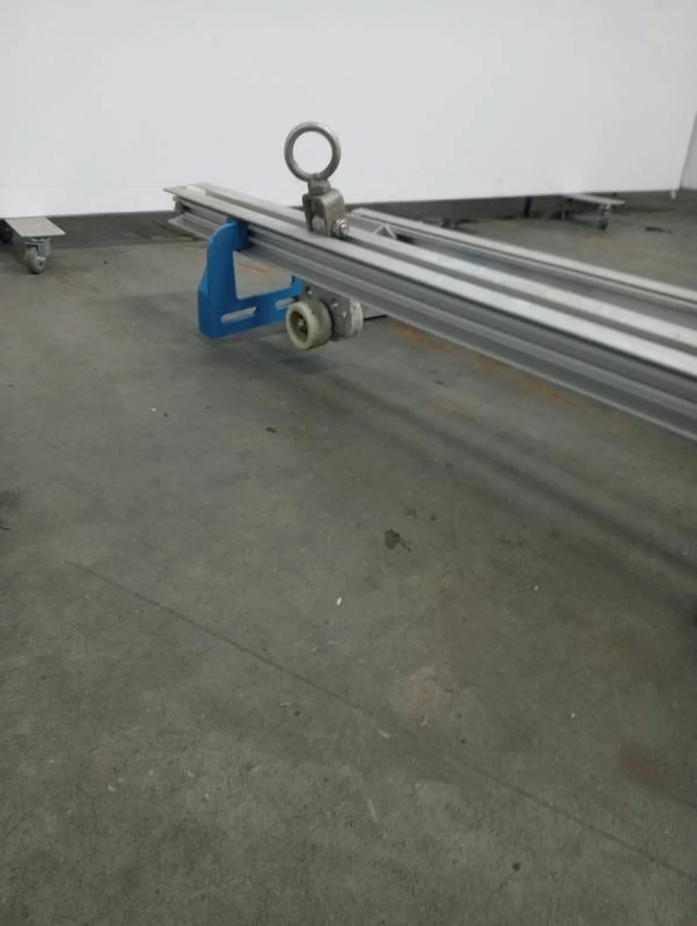 Beam for hanging saws - 2