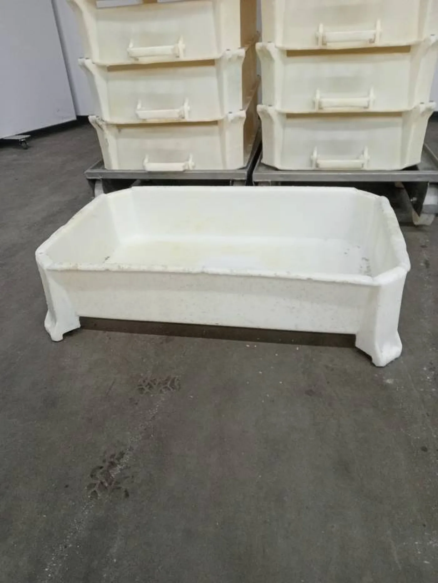 Crates - 6