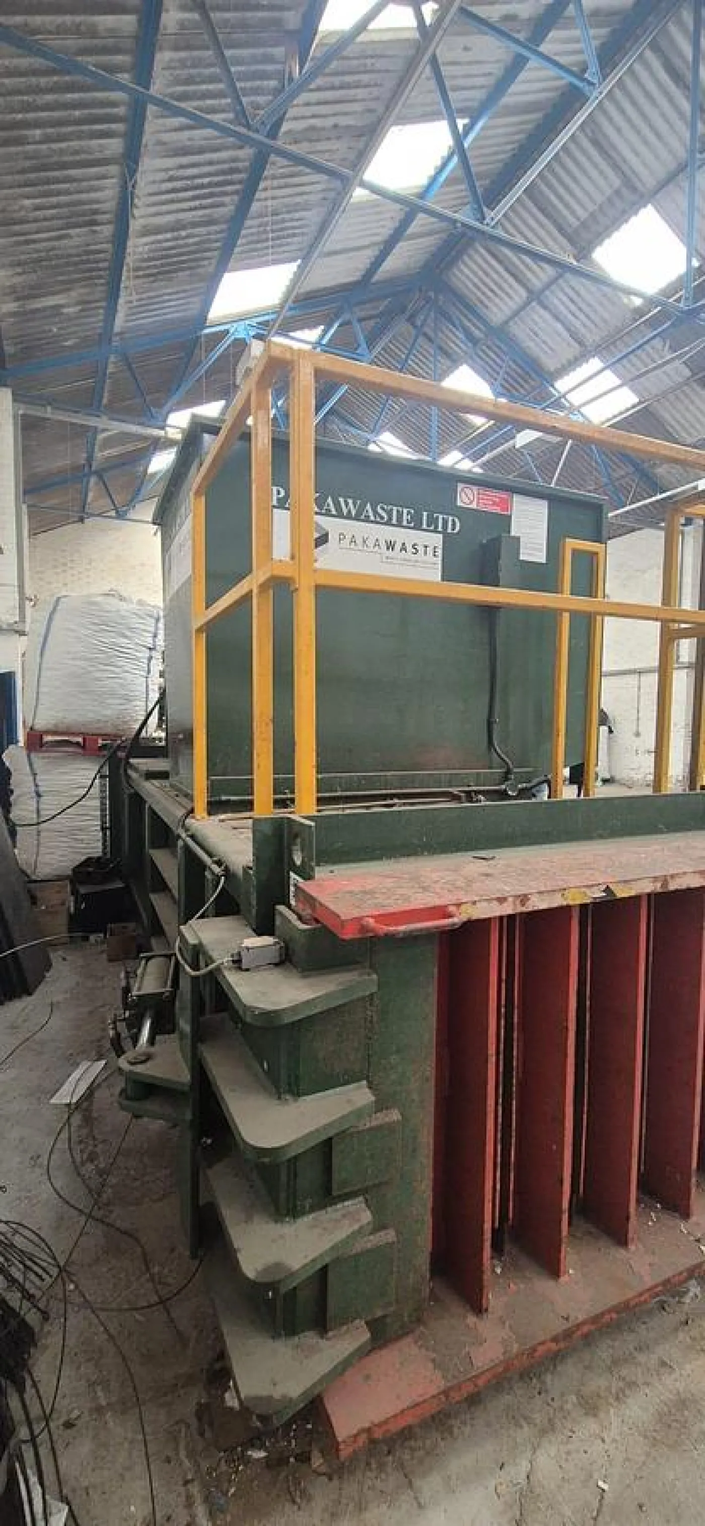 Pakawaste LD 60 CC Closed End Baler - 3
