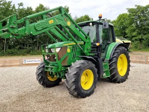 2015 John Deere 6105M 4WD Tractor