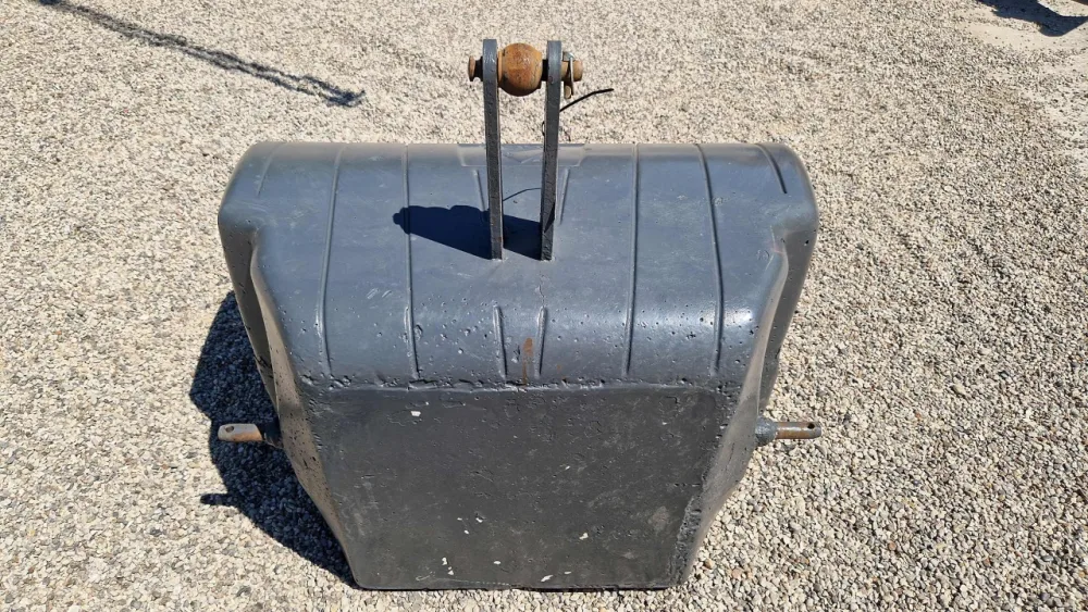 1100kg AGCO Weight Block