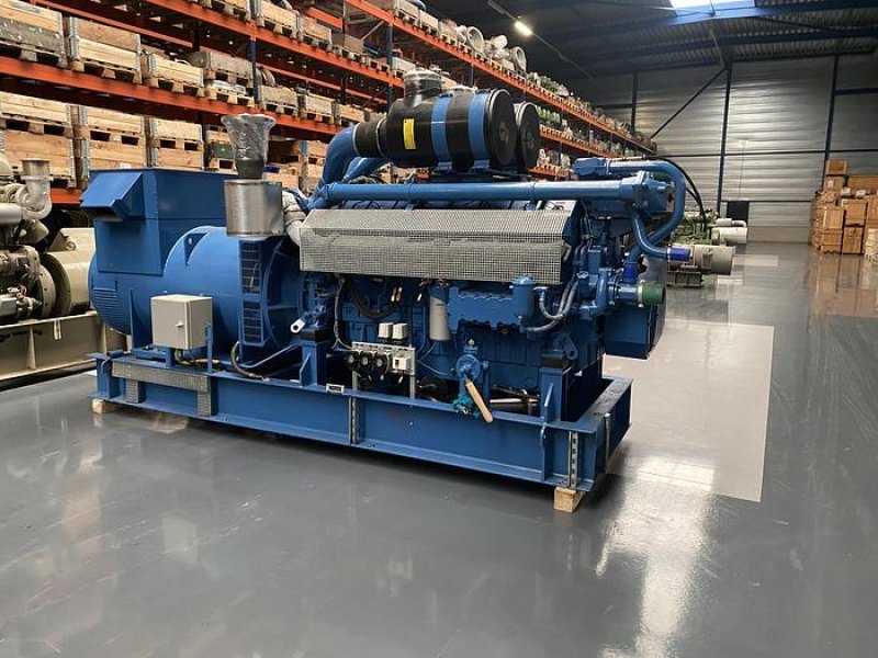 2000 DEUTZ TBD 616-V16 / STAMFORD GEN. SET 800 KVA