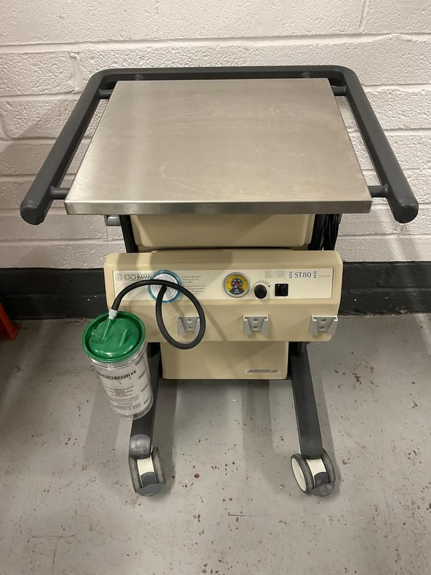 Eschmann 4 bottle suction trolley ST80 - 1