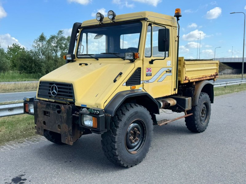 Mercedes Benz Unimog U140