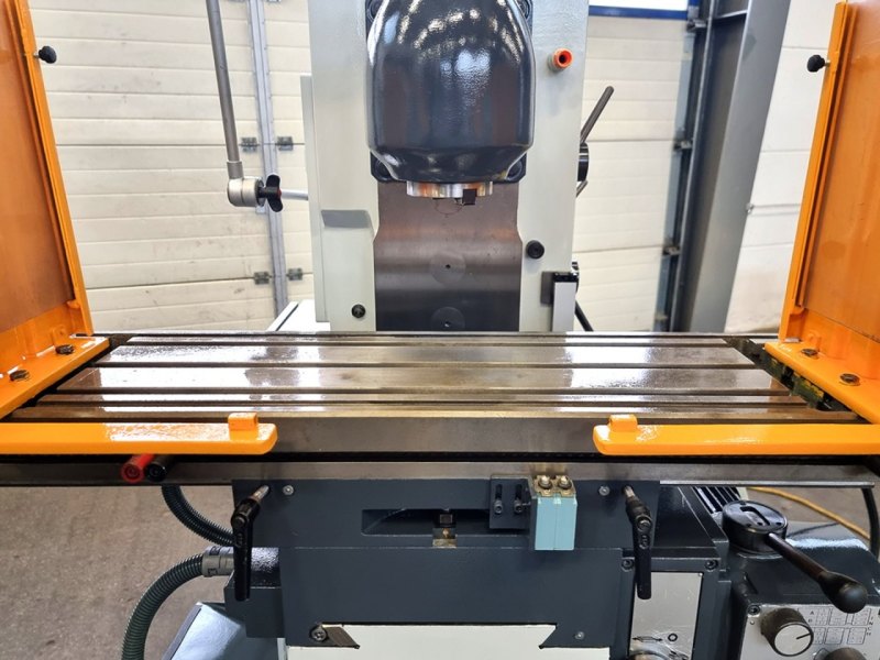 Universalfräsmaschine MILKO 14