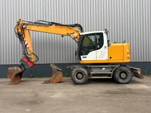 Liebherr A918 Compact Litronic