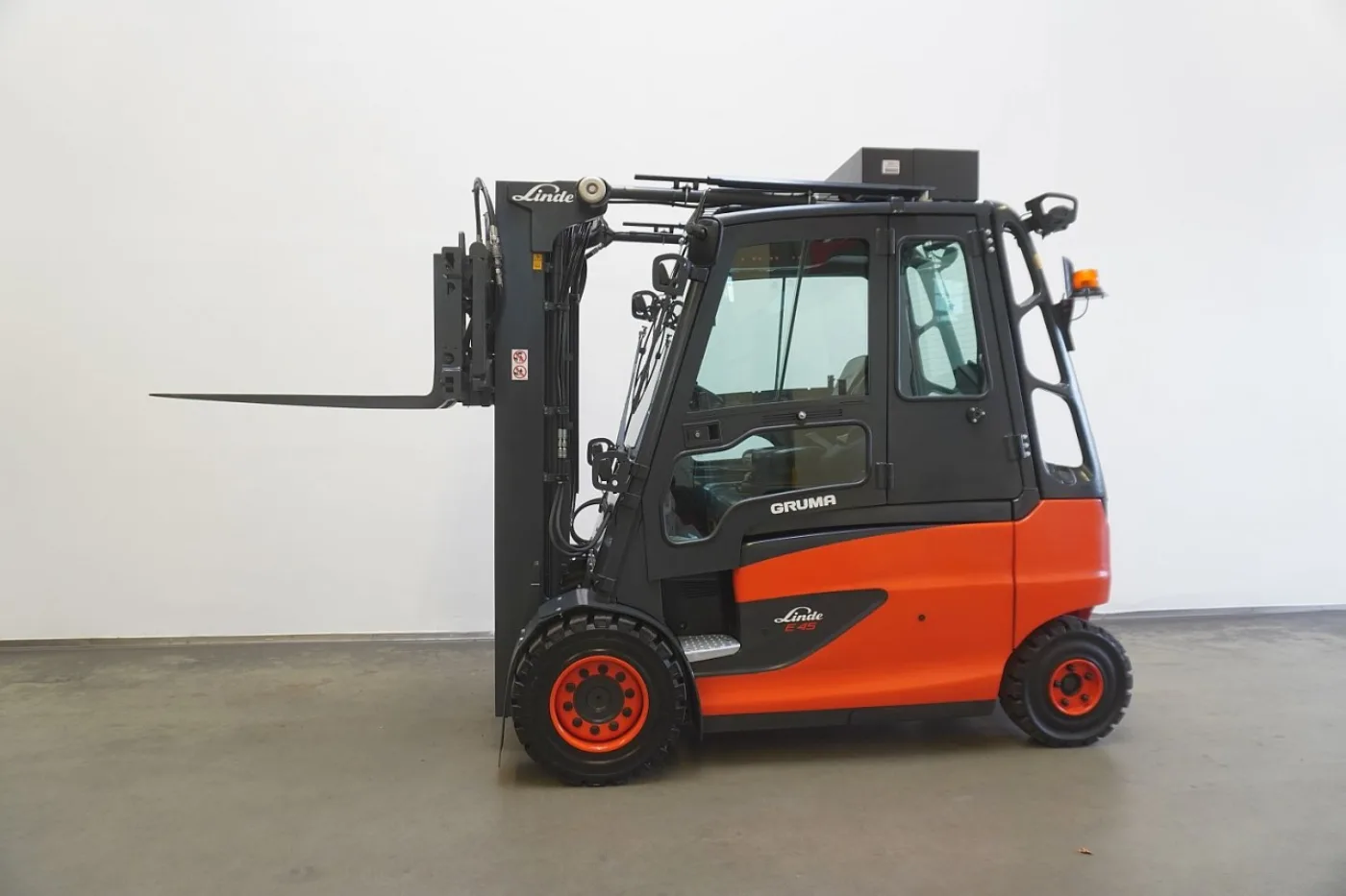 Frontstapler Linde E 45/600 HL 388 (2023) - 3