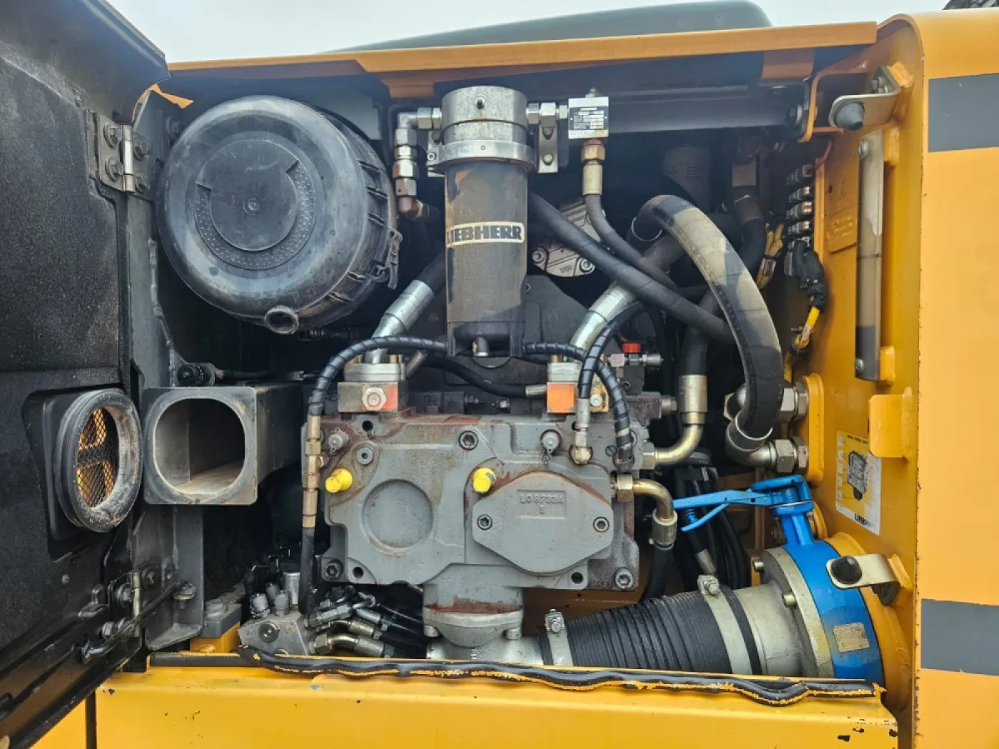Liebherr - R 916 LC Litronic - Long Reach multi-user - 2