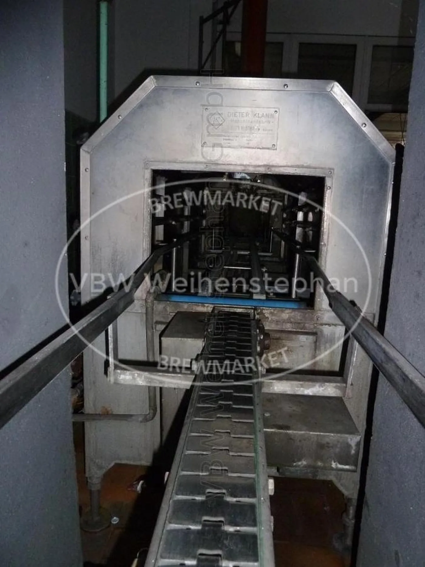 Crate washer - 2