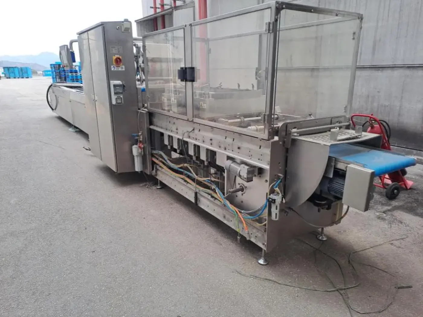 VARIOVAC THERMOFORMING MACHINE - 4