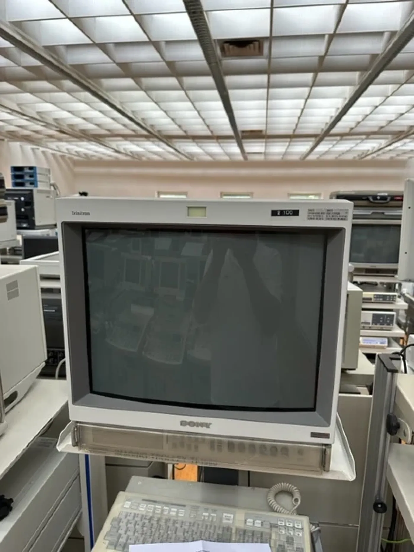 Sony PVM-20M2 MDE Videomonitor - 1
