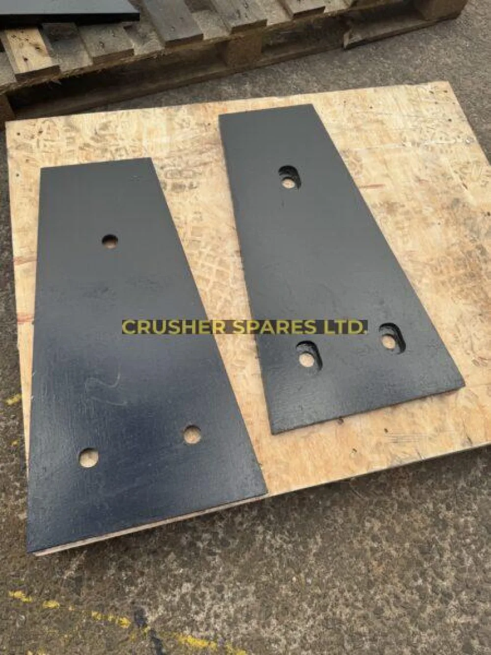 J076.54-56 | Wangenplatten | Kue-Ken / Brown Lenox |