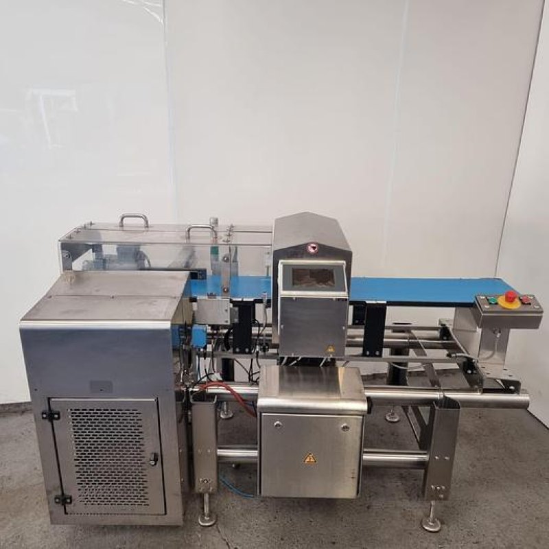 Multivac 1310 Metal Detector