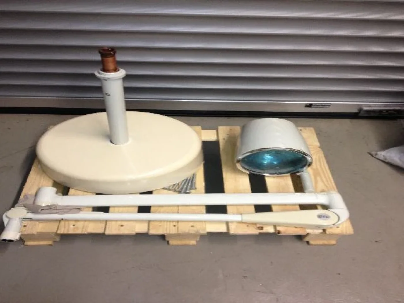 Hanaulux 3070 OP-Lampe (Deckenmontage) - 1