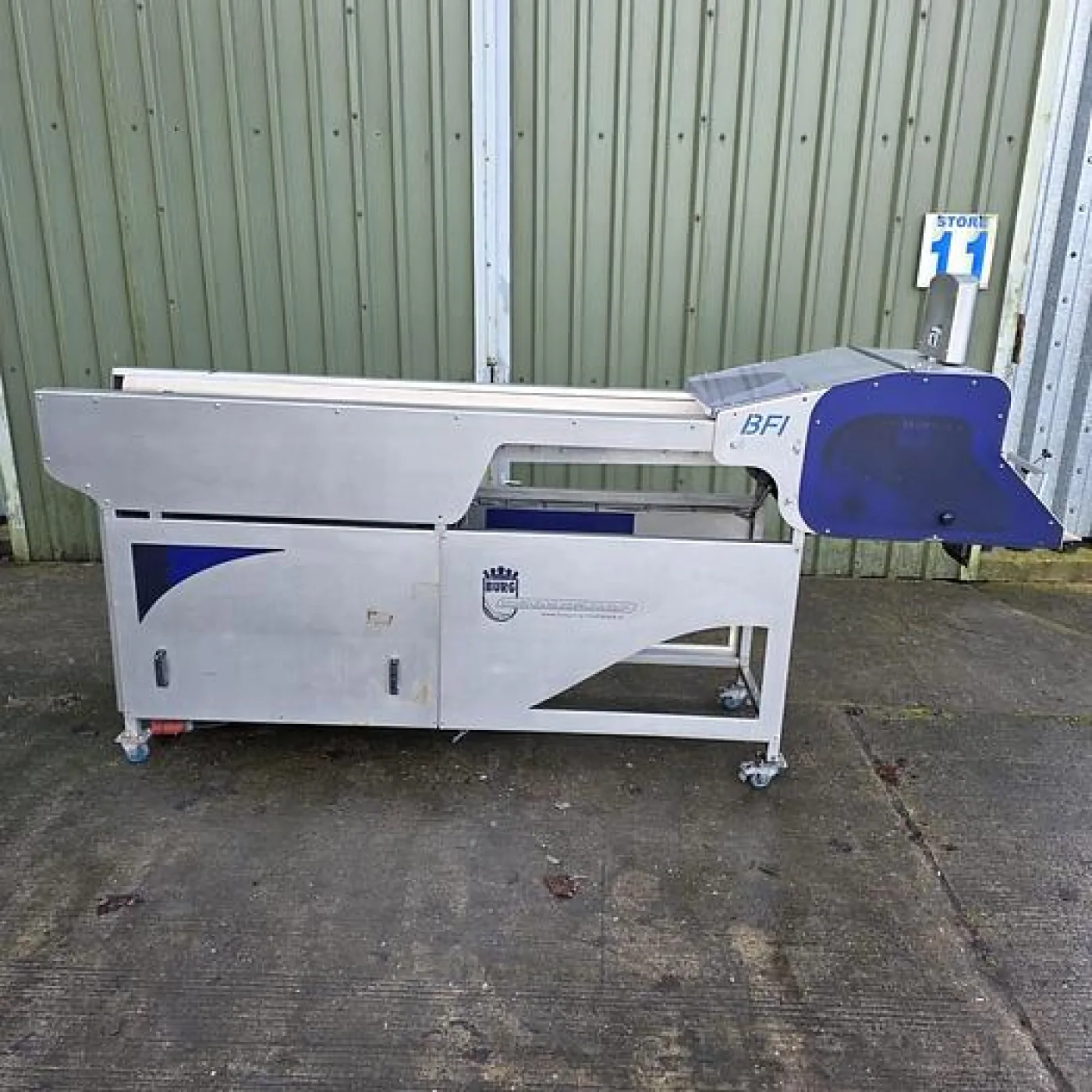 BFI Fruit or Vegetable Flow Packer - 3