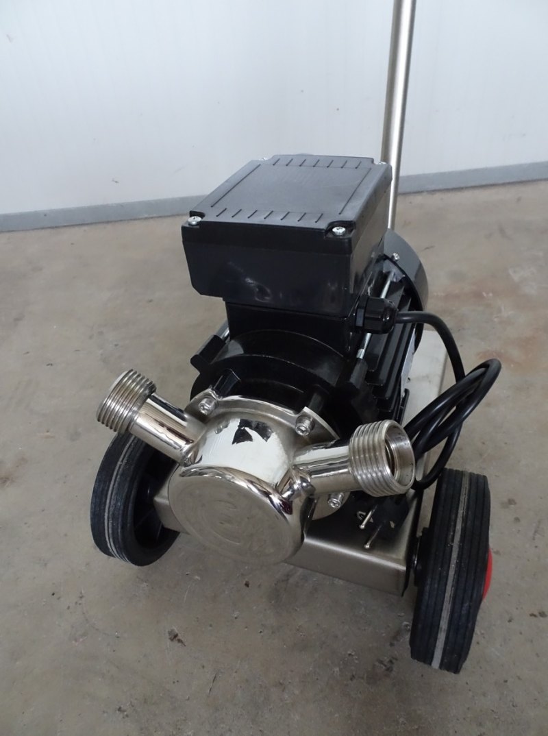 PUMP – ELECTRIC PUMP IN STAINLESS STEEL WITH FOOD NEOPRENE IMPELLER MOD. EURO 30 ONE SPEED SINGLE PHASE 220 VOLT NEW MACHINE