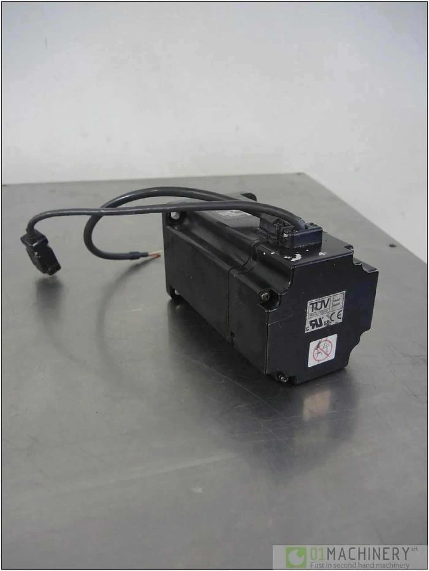 2001 OMRON W75030H-S1 AI1553 - 1