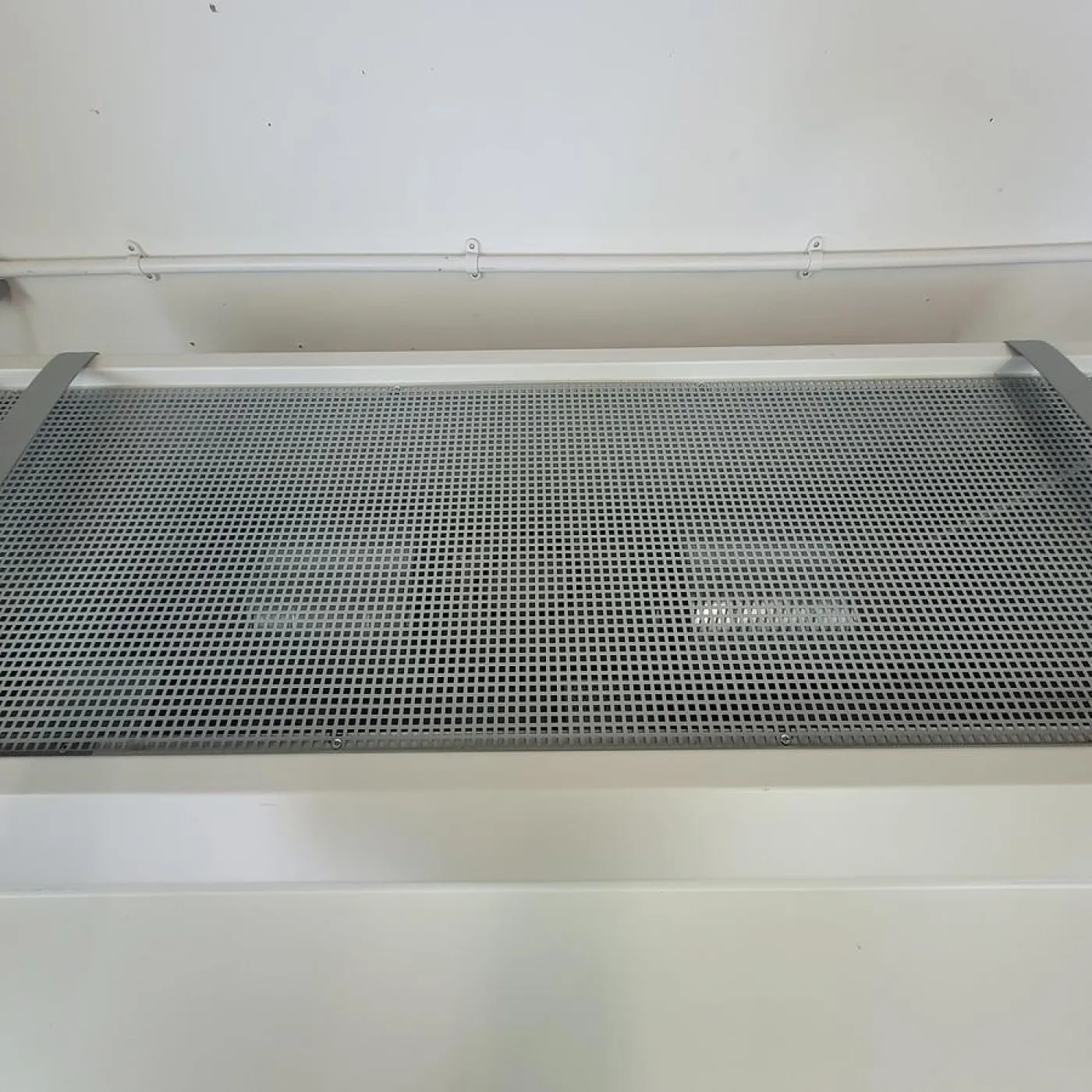 Thermo Scientific Heraguard ECO 1.2 Laminar Flow Clean Bench - 7