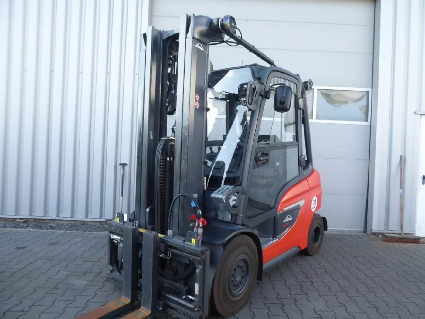 Linde H35T-01 - 1