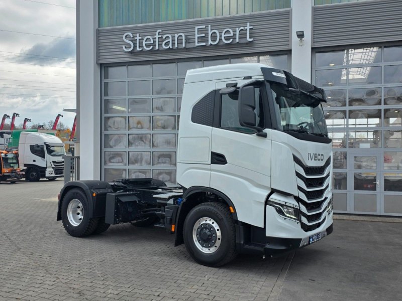 Iveco X-Way AS440S50T/P 4x4 HI-TRACTION Intarder Alu