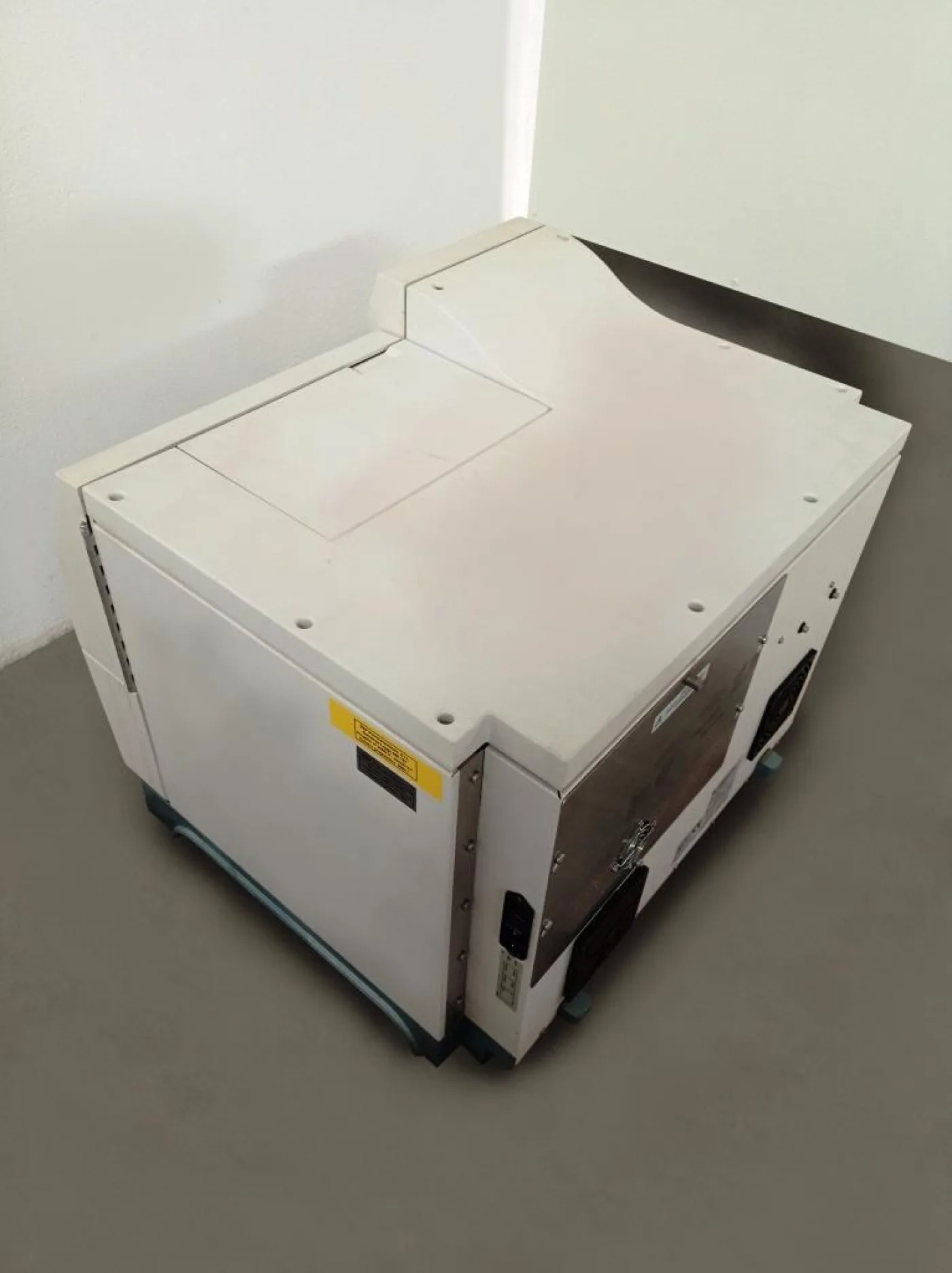IDENTIFICAZIONE MICROBICA AUTOMATIZZATA – BIOME’RIEUX – MOD. VITEK 2 COMPACT (LAB-COMP-22) - 7