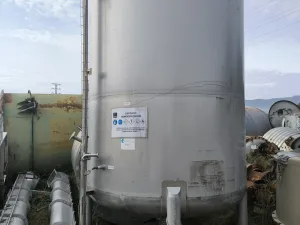 VERTICAL STAINLESS STEEL TANK 9,000 LITRES
