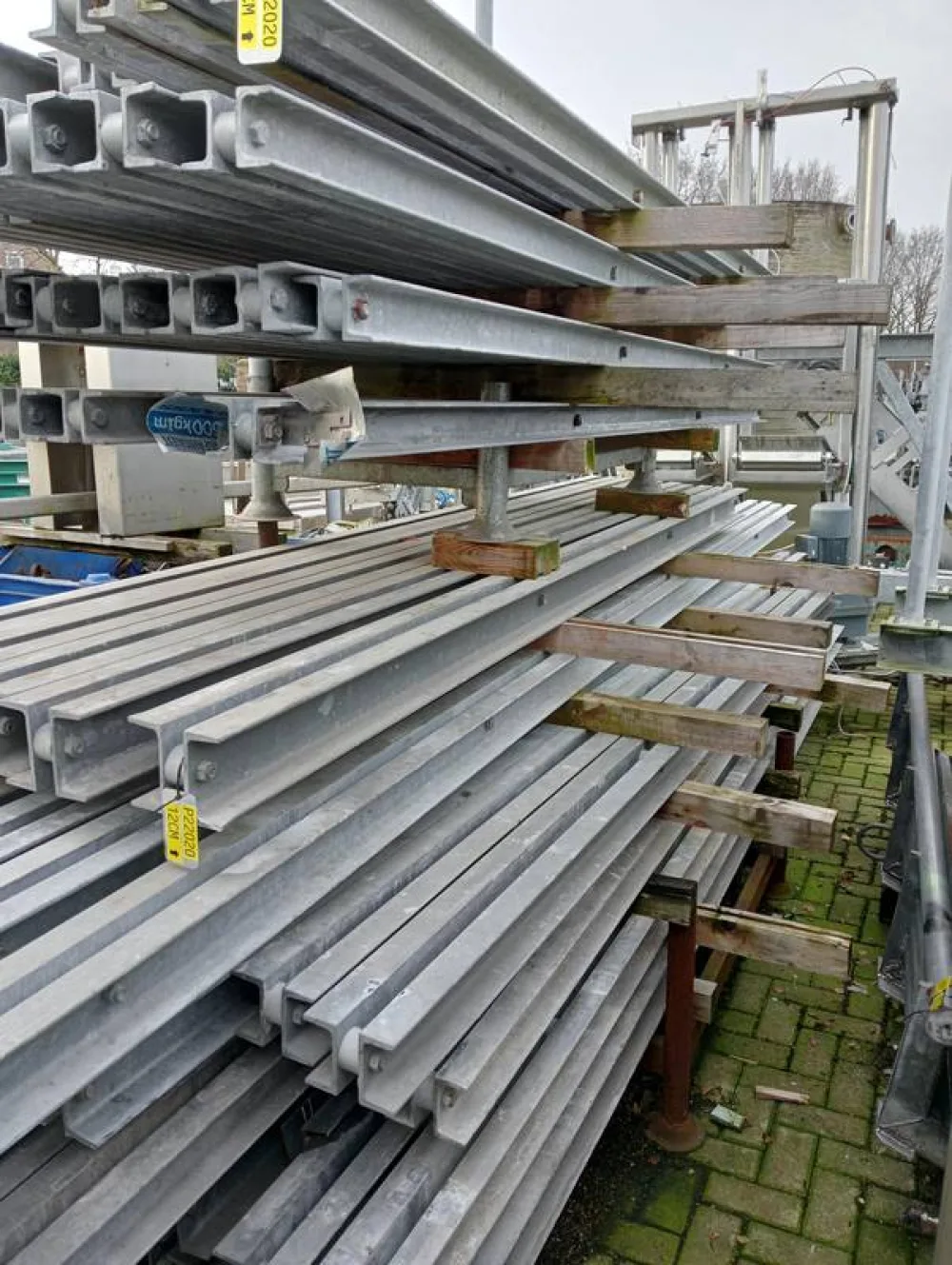 Double UMP Beams