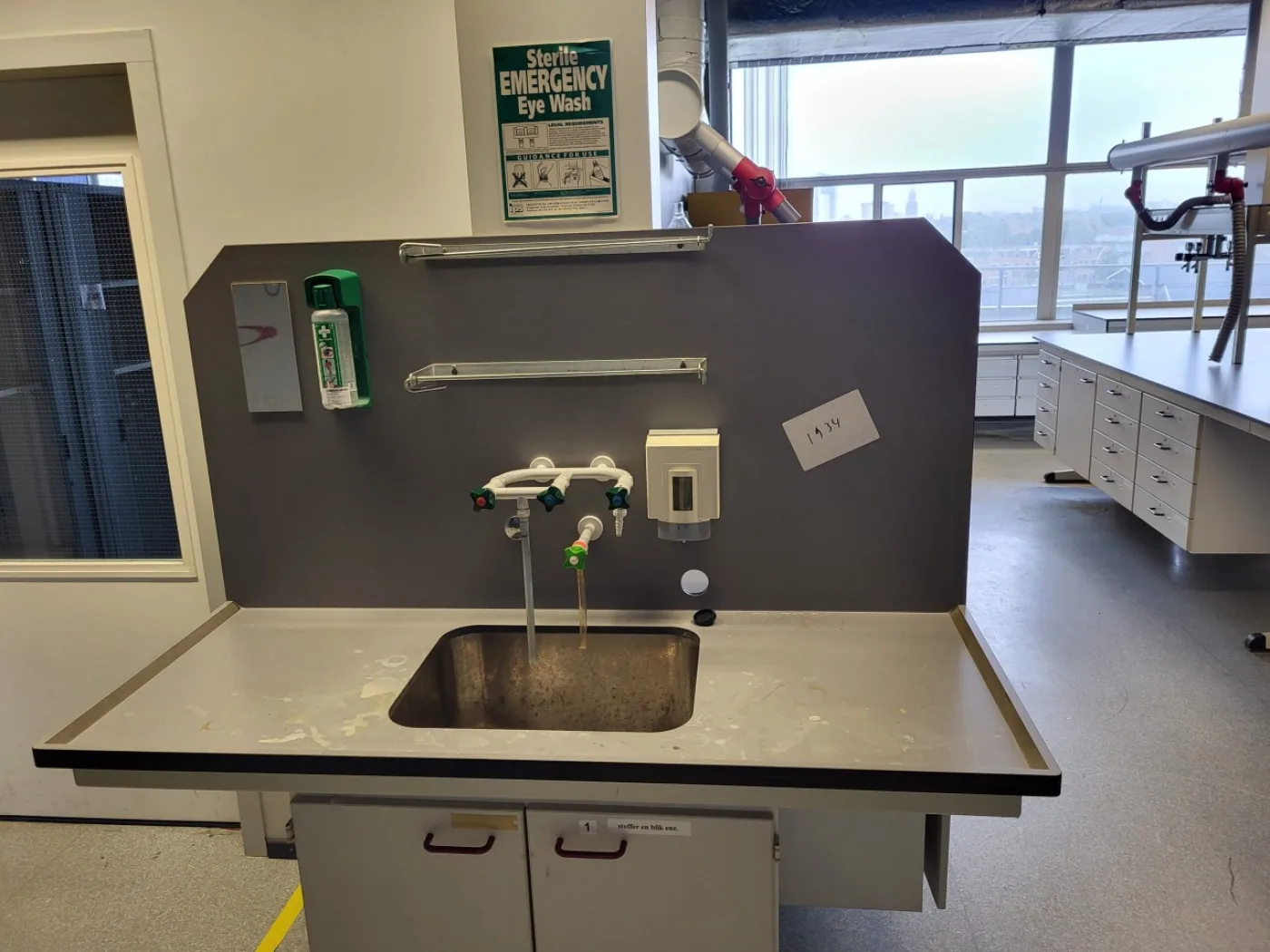 1934 – Used S+B Laboratory wall table (360 cm) - 2