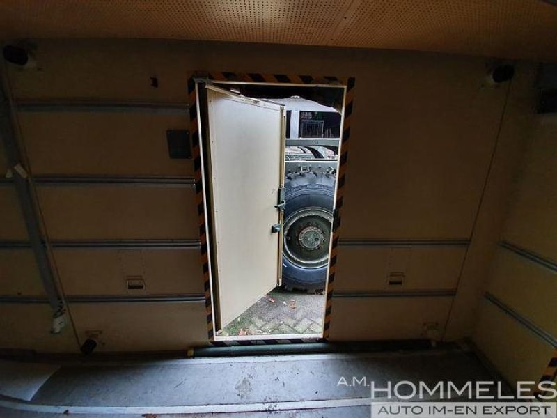 Zeppelin shelter groß
