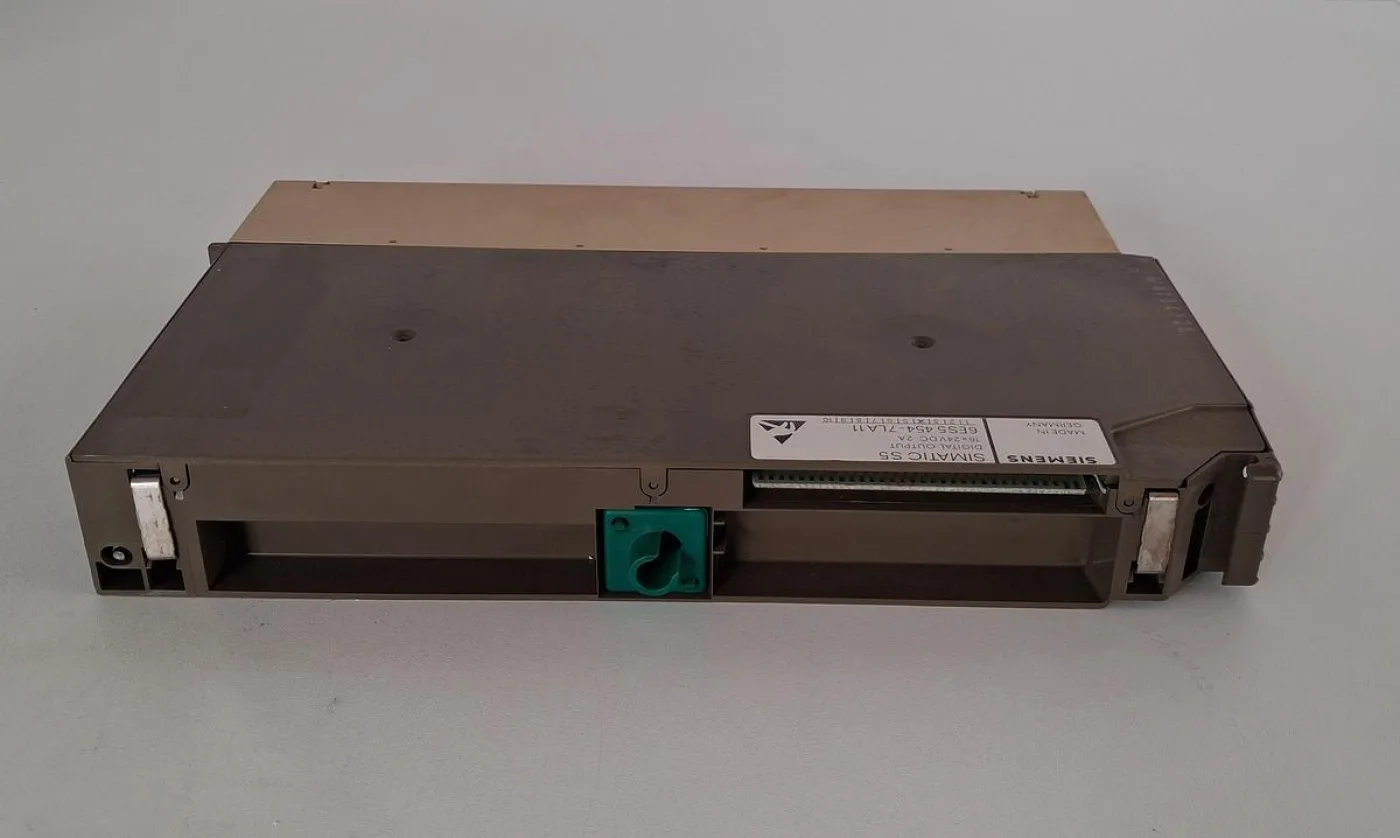 Siemens SIMATIC S5 6ES5 454-7LA11 Digitalausgabemodul - 7