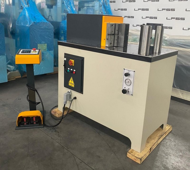 Horizontalbiegemaschine HP 10